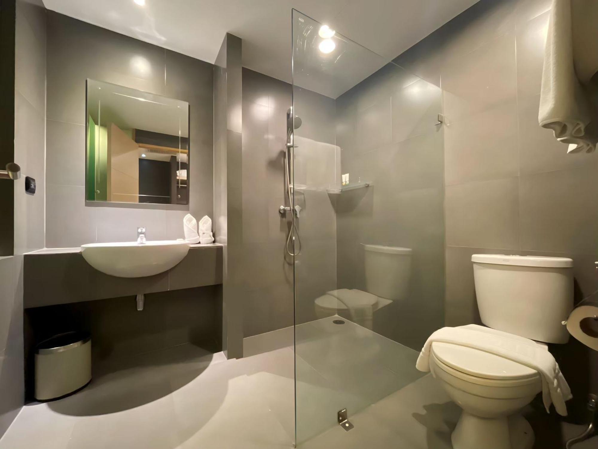 Icheck Inn Nana By Aspira Bangkok Exterior foto